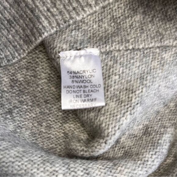 NWT Newbury Kustom V Neck Wool Blend Gray Sweater Unique Cut Out Hem Size Large - Picture 3 of 12